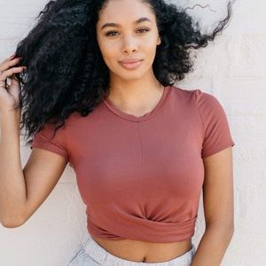 Sozy Kendall crop top